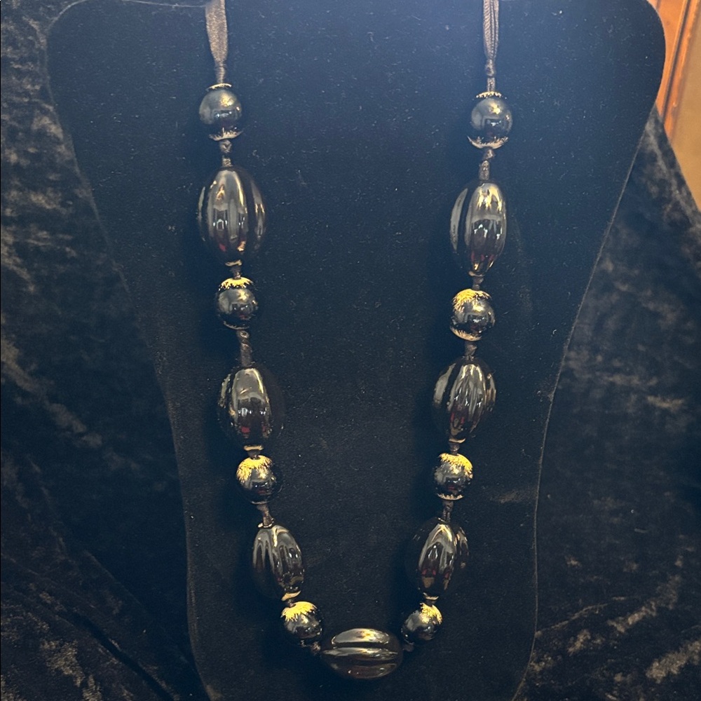 Chic Black Beaded Necklace